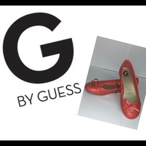 G by Guess flats